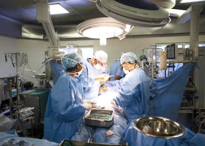 Cardiothoracic Surgeon image 2